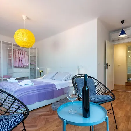 Simovi - Two Bedroom With View 杜布罗夫尼克