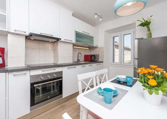 Simovi - Two Bedroom With View