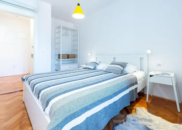 Simovi - Two Bedroom With View דירה דוברובניק