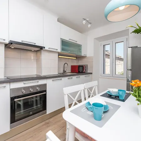 Simovi - Two Bedroom With View