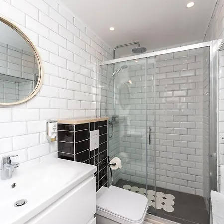 Simovi - Two Bedroom With View Apartamento